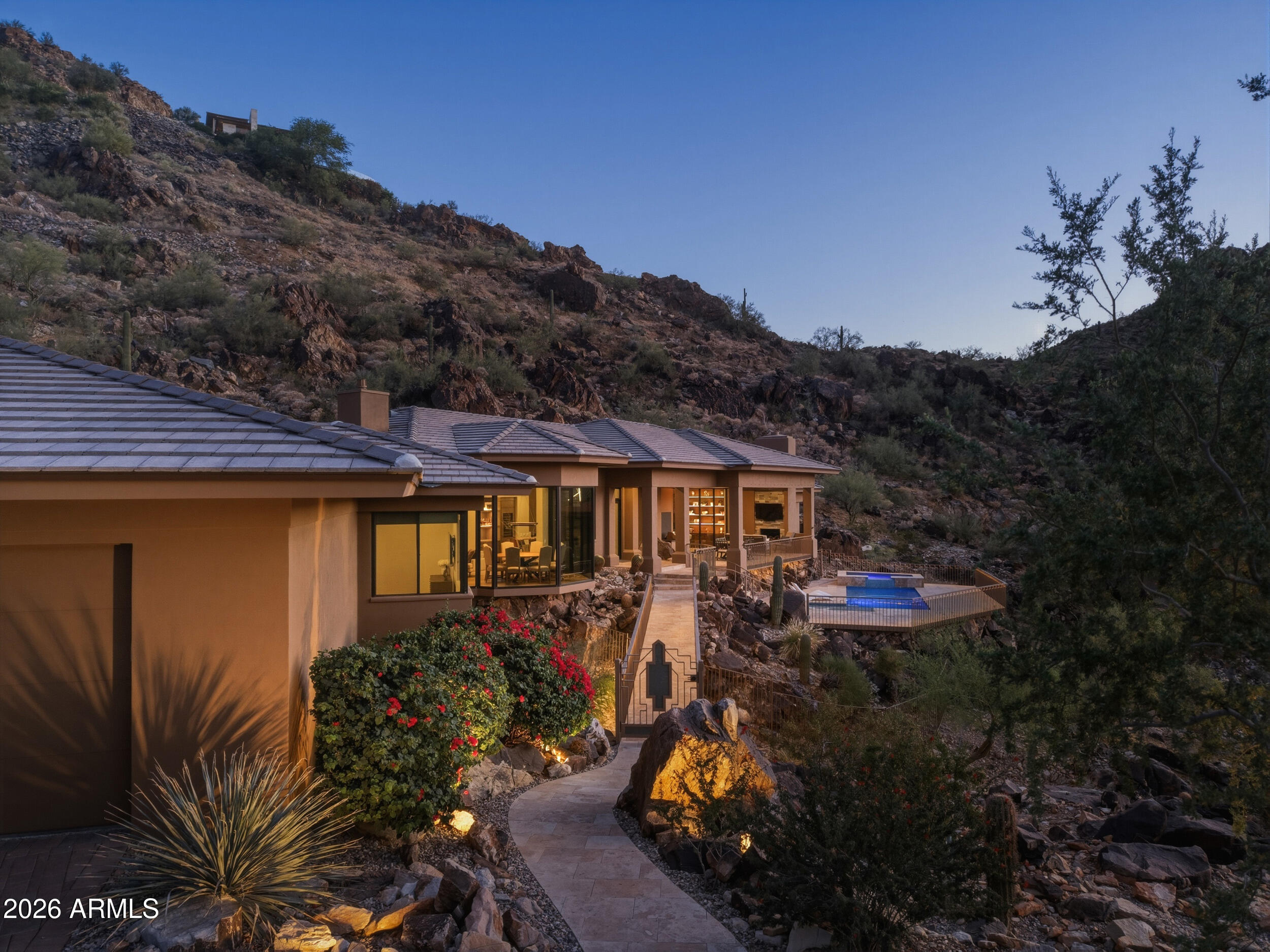 LAS BRISAS AMD - Residential