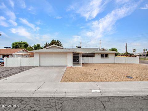 Photo of 8201 E Malcomb Drive, Scottsdale, AZ 85250 (MLS # 7051241)