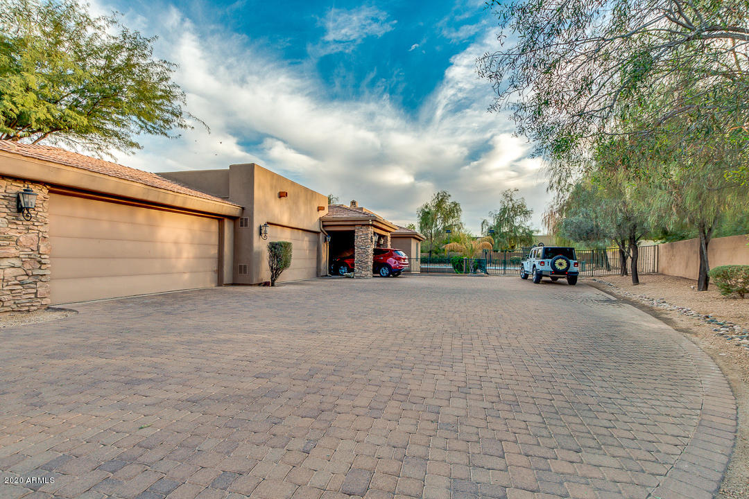 MAN ACRES - Residential