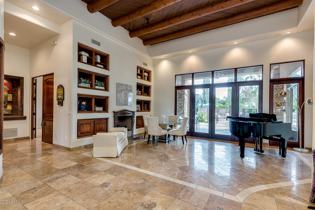 MAN ACRES - Residential