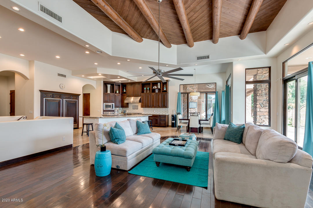 MAN ACRES - Residential