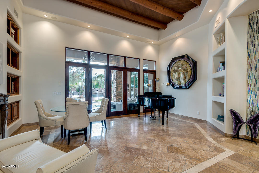 MAN ACRES - Residential