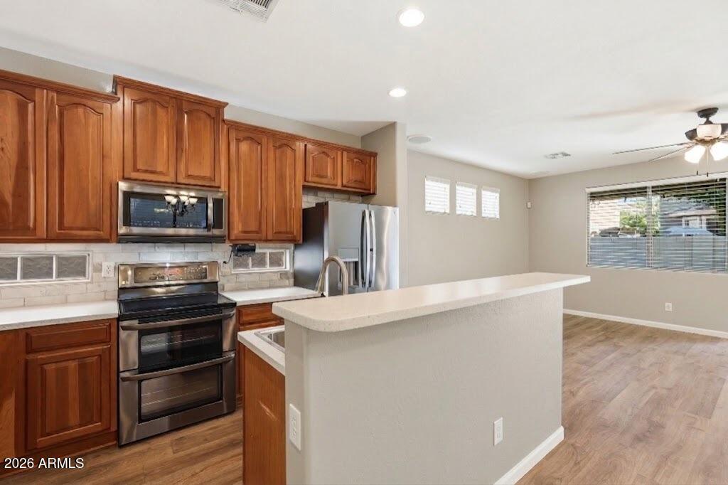 3801 E PARKVIEW Drive