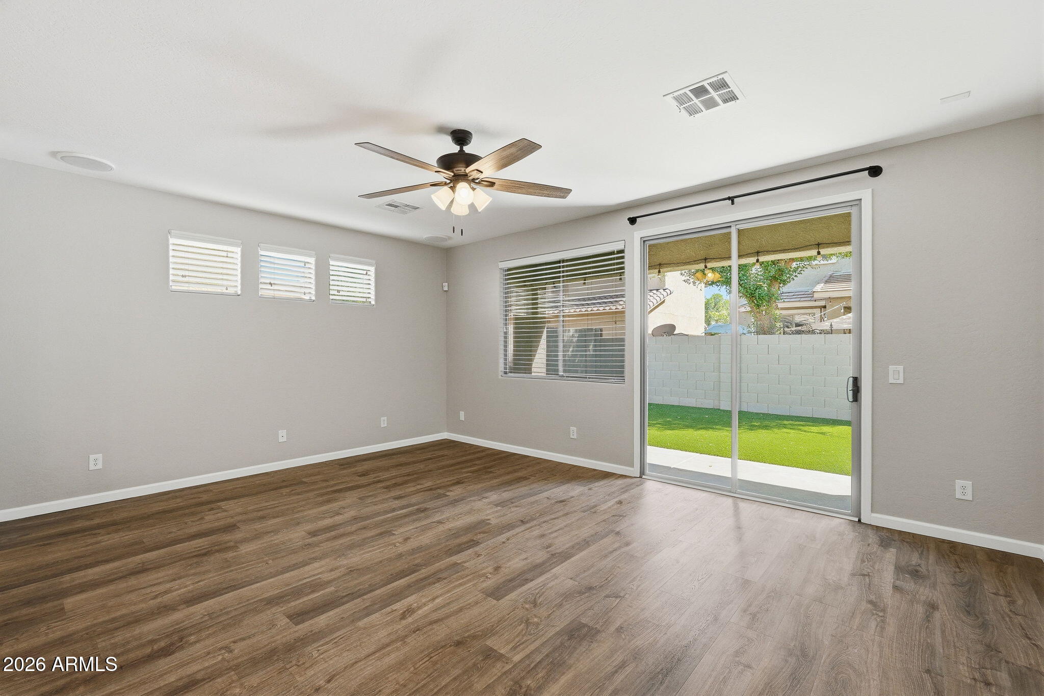 3801 E PARKVIEW Drive