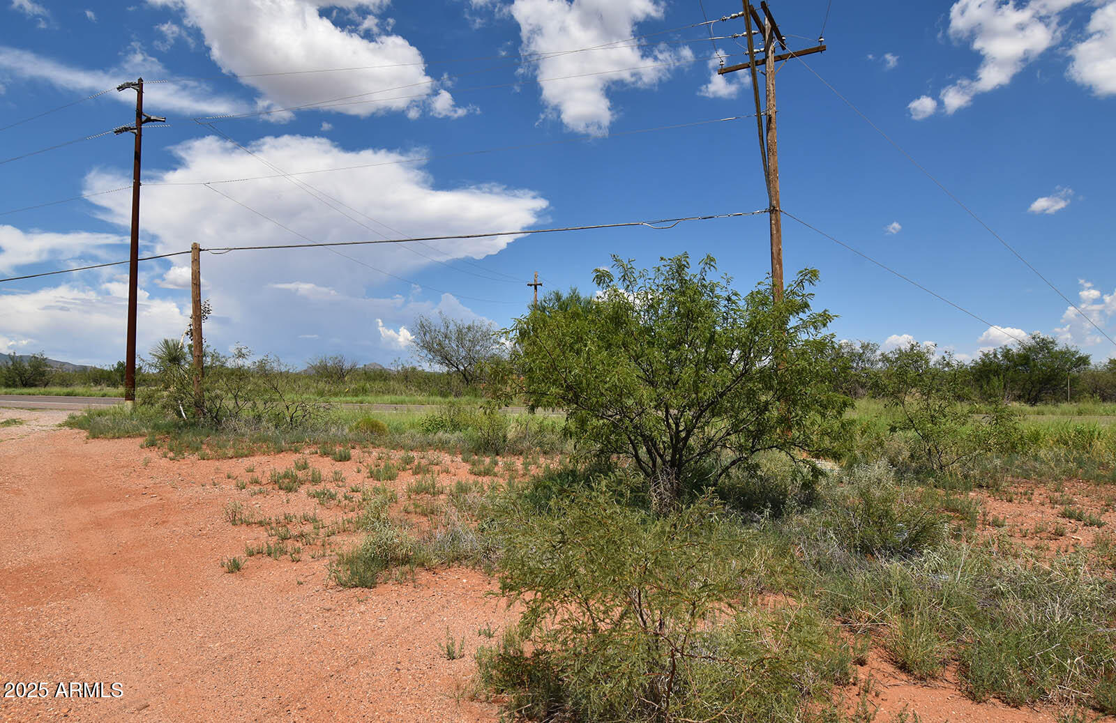 0.4 AC S Naco Highway 34