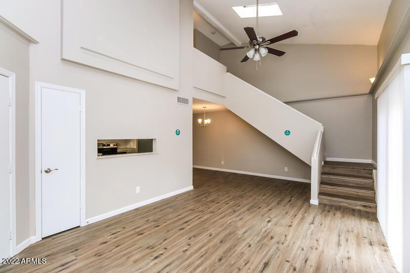 2718 W Brooks Street