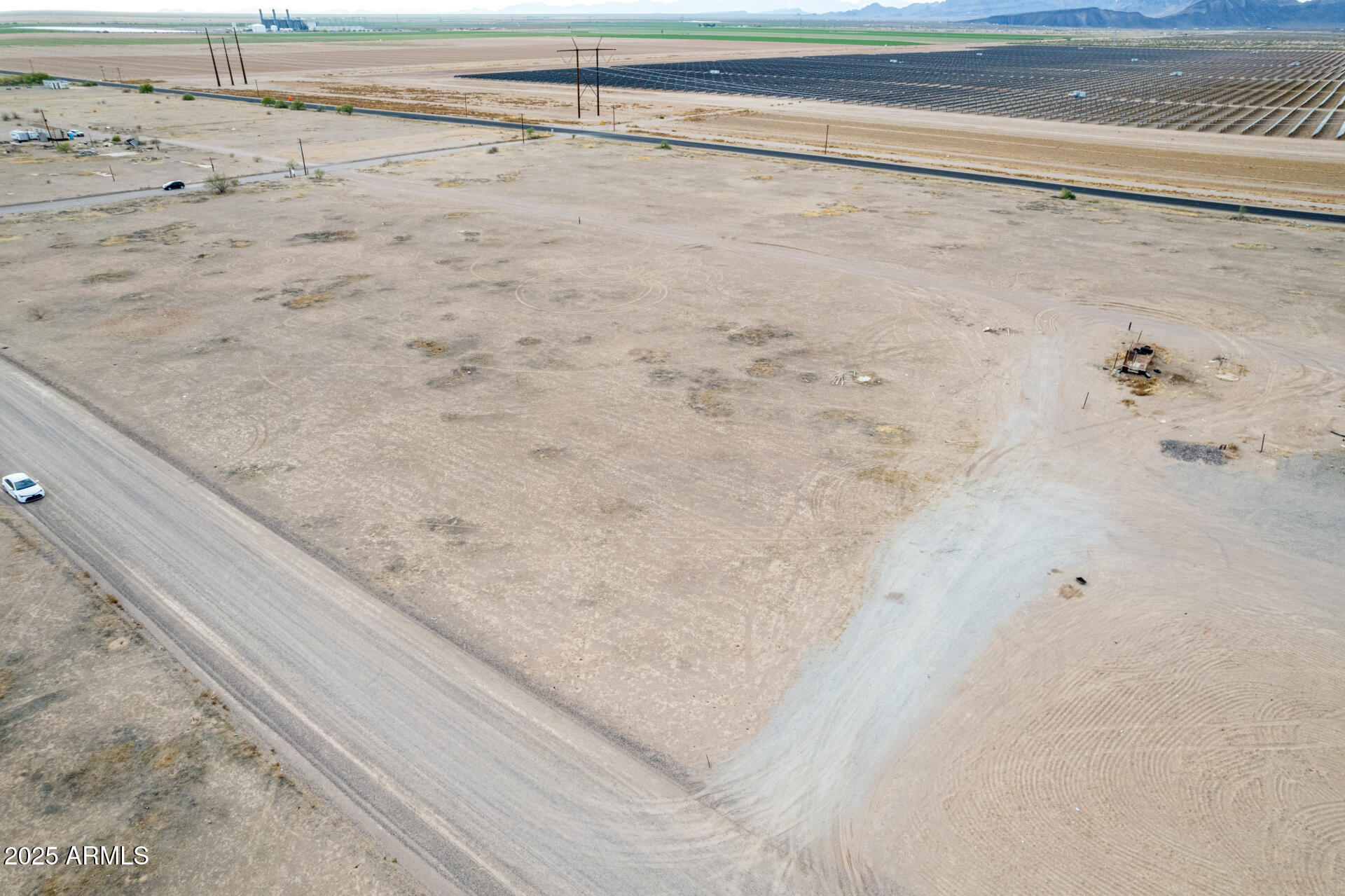 0 W WILLETA Street 3