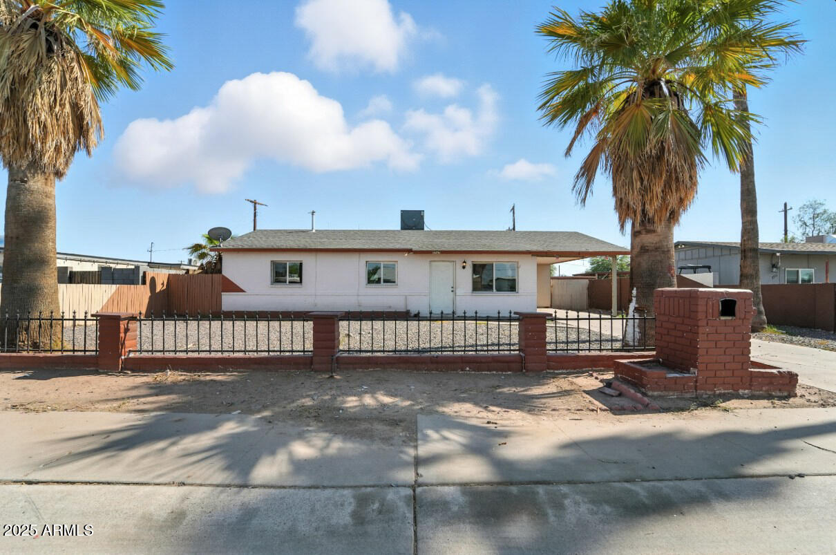 3747 W WIER Avenue