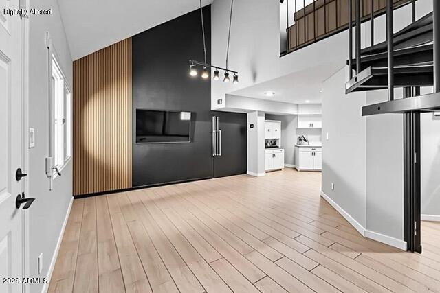 427 E IRONWOOD Drive