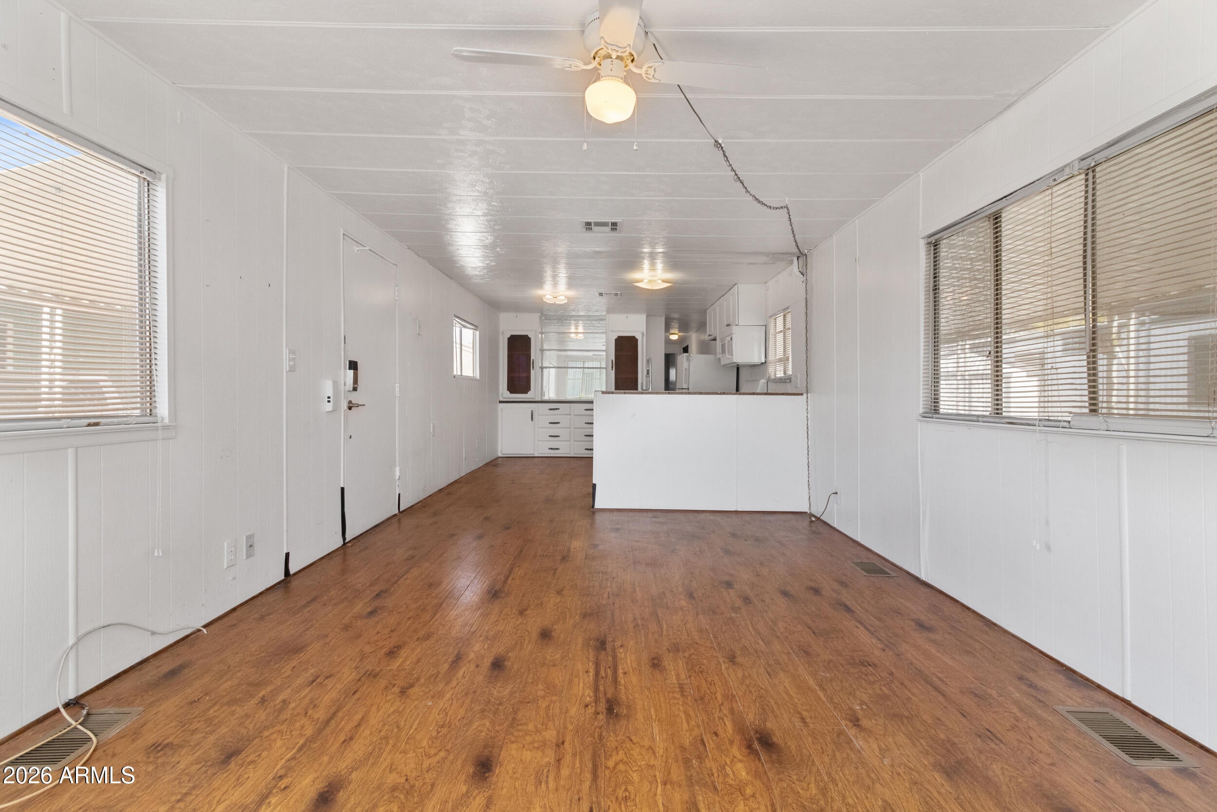 535 S ALMA SCHOOL Road 39