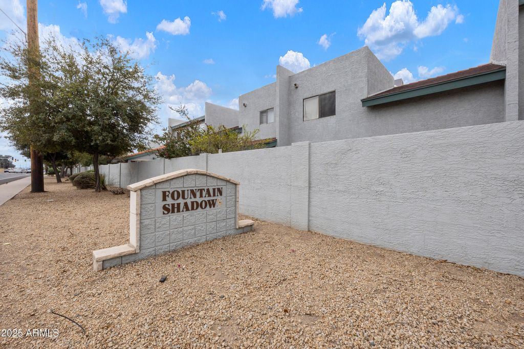 Photo of 8614 N 67th Drive, Peoria, AZ 85345 (MLS # 6931411)