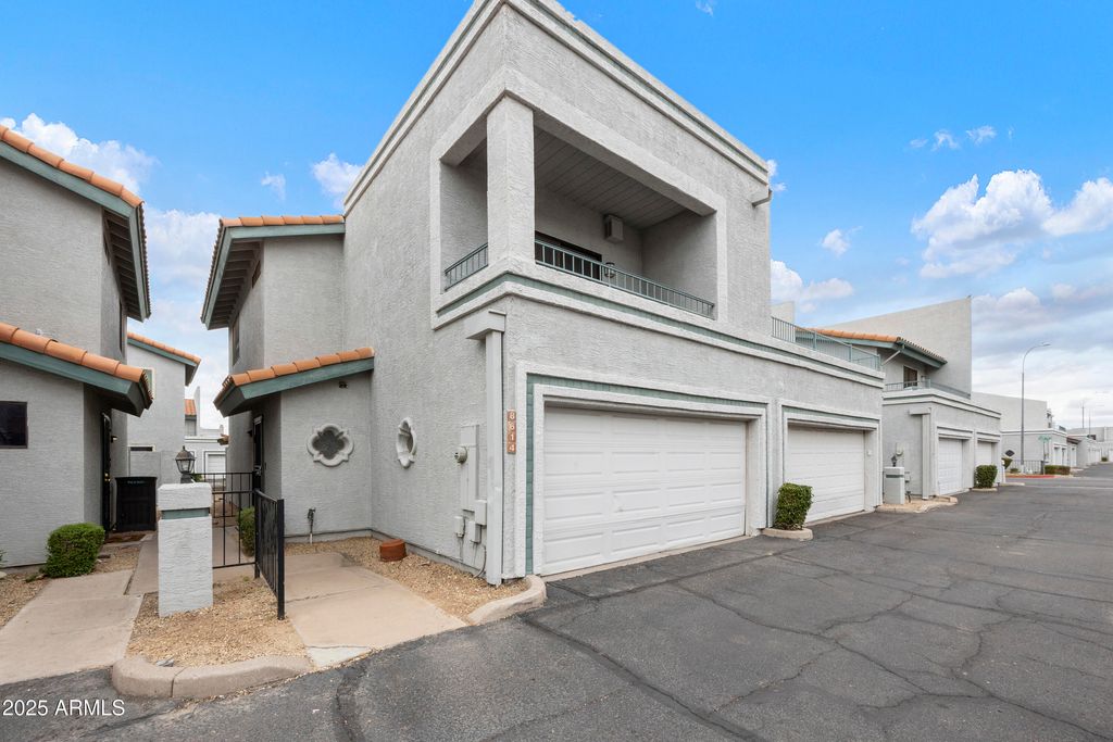 Photo of 8614 N 67th Drive, Peoria, AZ 85345 (MLS # 6931411)