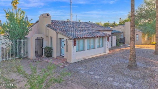 1111 W MCDOWELL RD, PHOENIX, AZ 85007 - Image ebd3fc55a4c62f8e1aecae81c7c027ed/2710577825