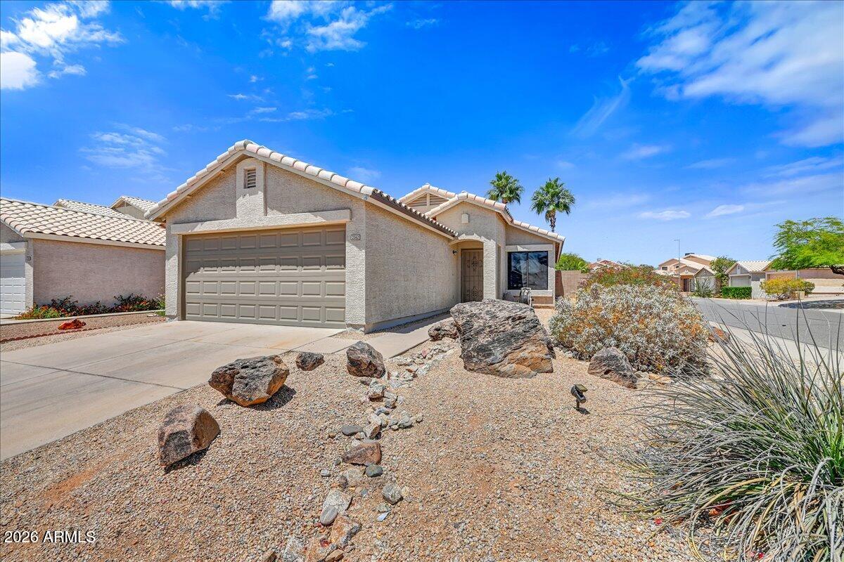 2162 E DONALD Drive