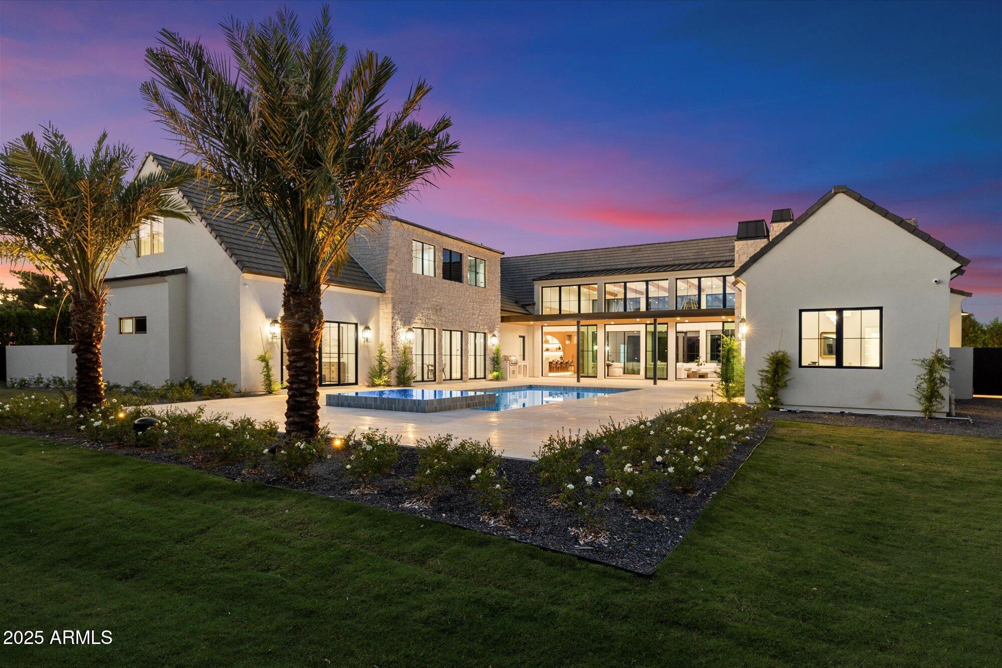 6733 E EXETER Boulevard