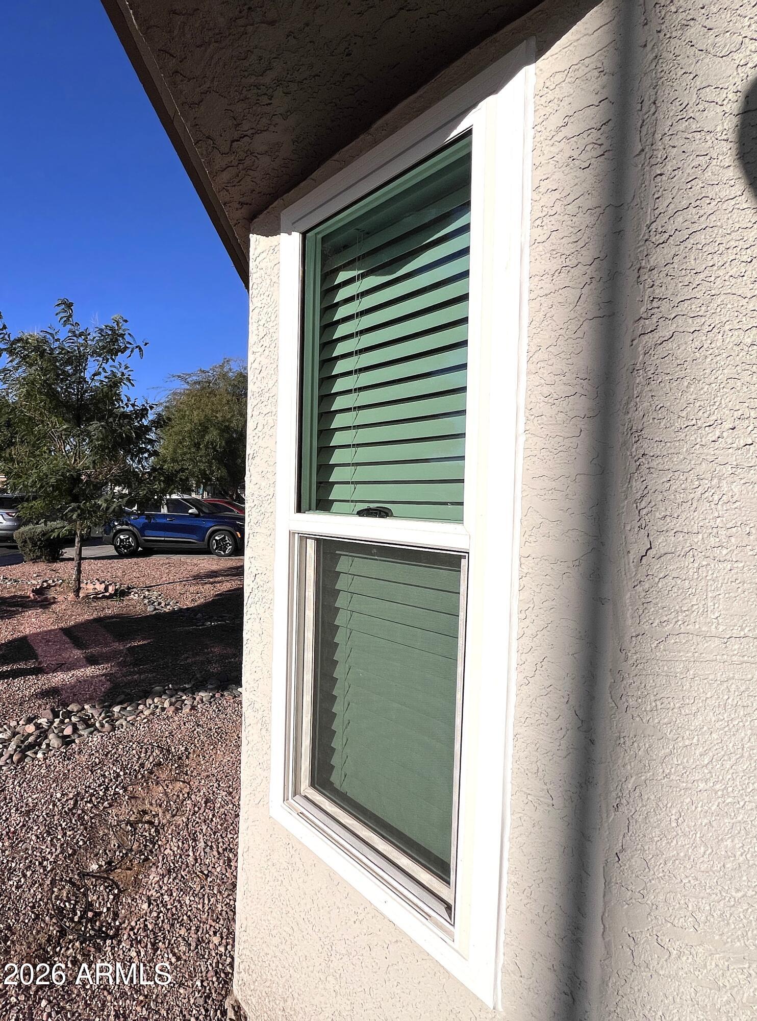 10758 W CAMBRIDGE Avenue