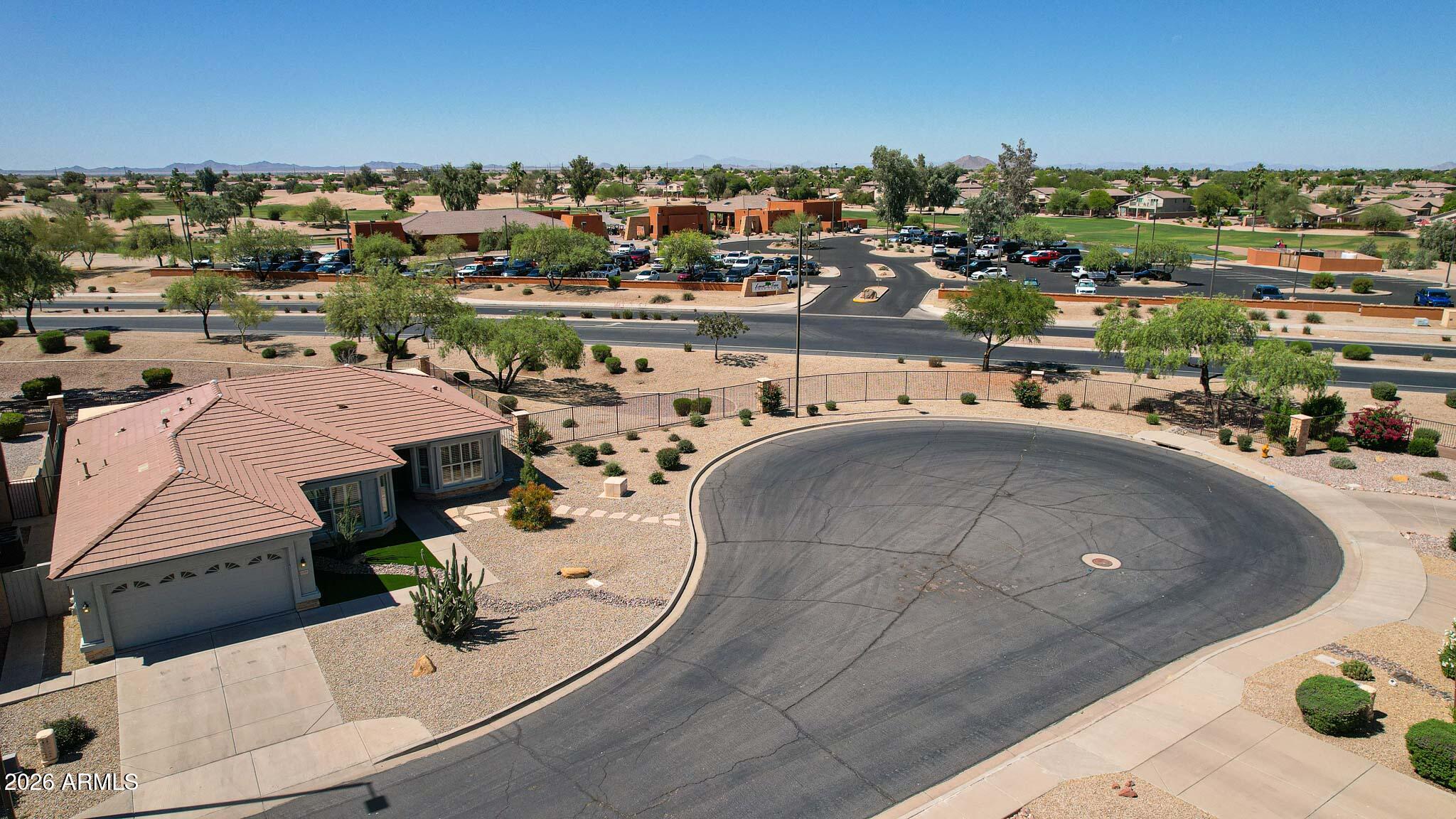 Properties 3 3385 E Bellerive Place