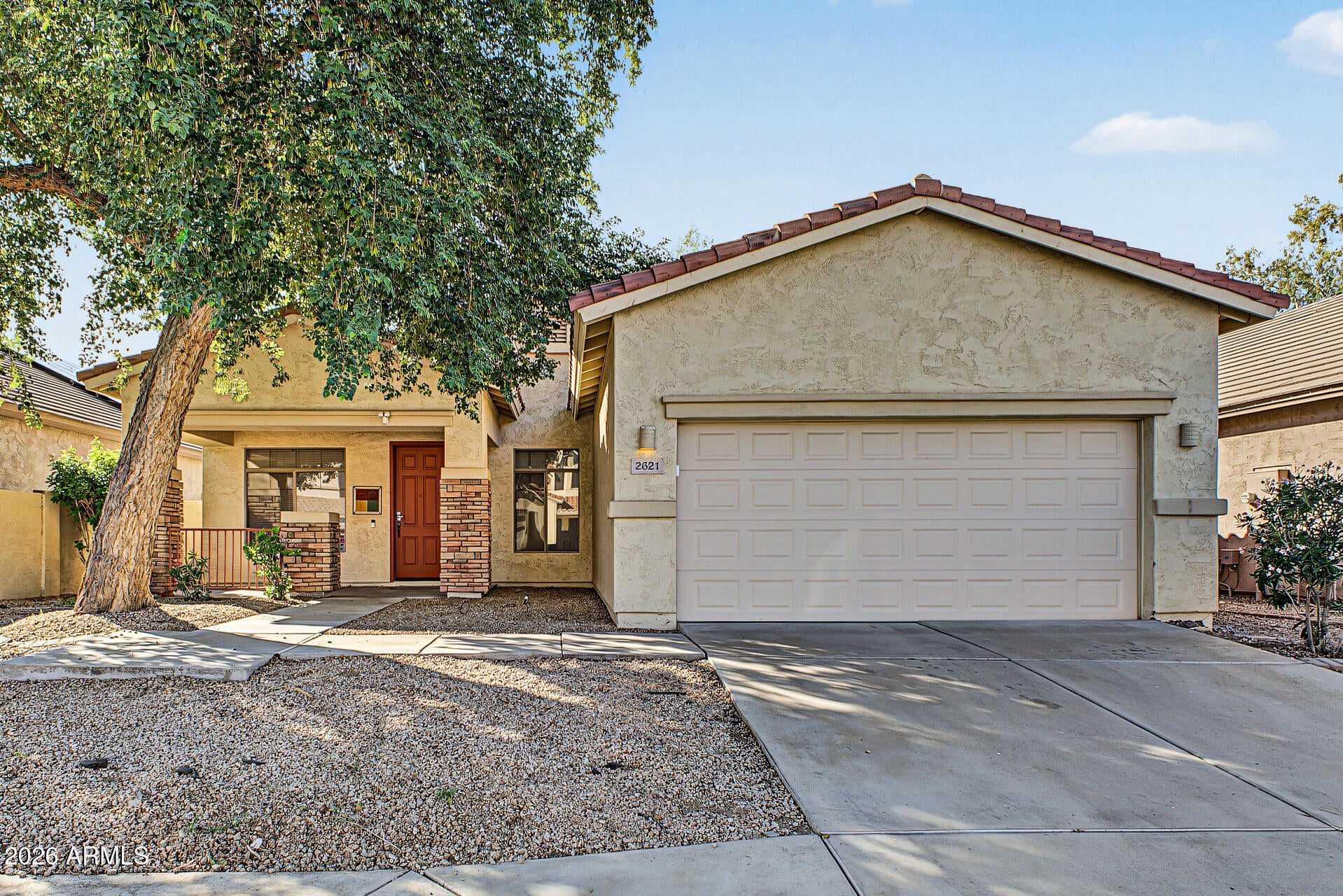 2621 E FREMONT Road