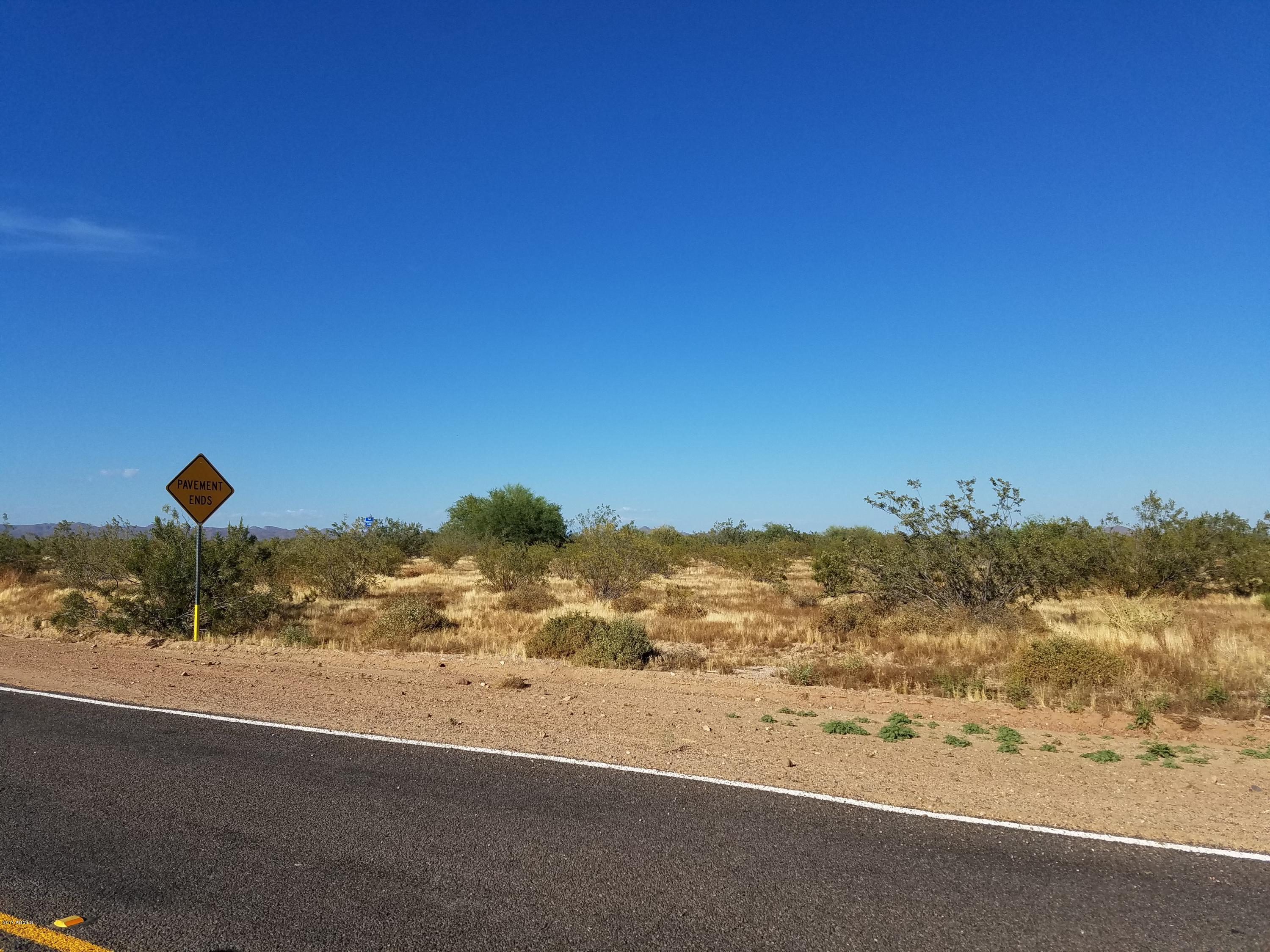 Photo 1 of 9 — 0 N 215th Avenue 0, Wittmann, AZ 85361