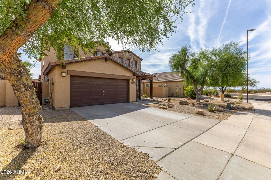Photo of 18533 W Paseo Way, Goodyear, AZ 85338 (MLS # 7014114)