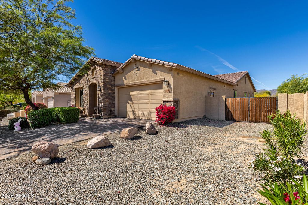 Photo of 5340 N 190th Drive, Litchfield Park, AZ 85340 (MLS # 7003744)