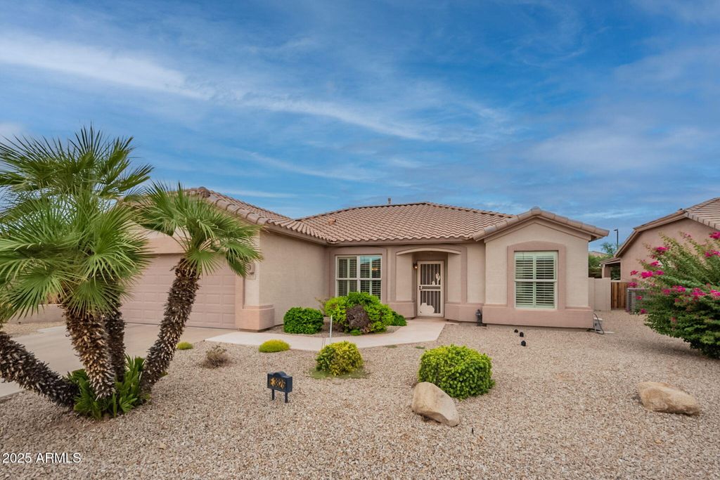 Photo of 3826 E Rolling Green Way, Chandler, AZ 85249 (MLS # 6922256)