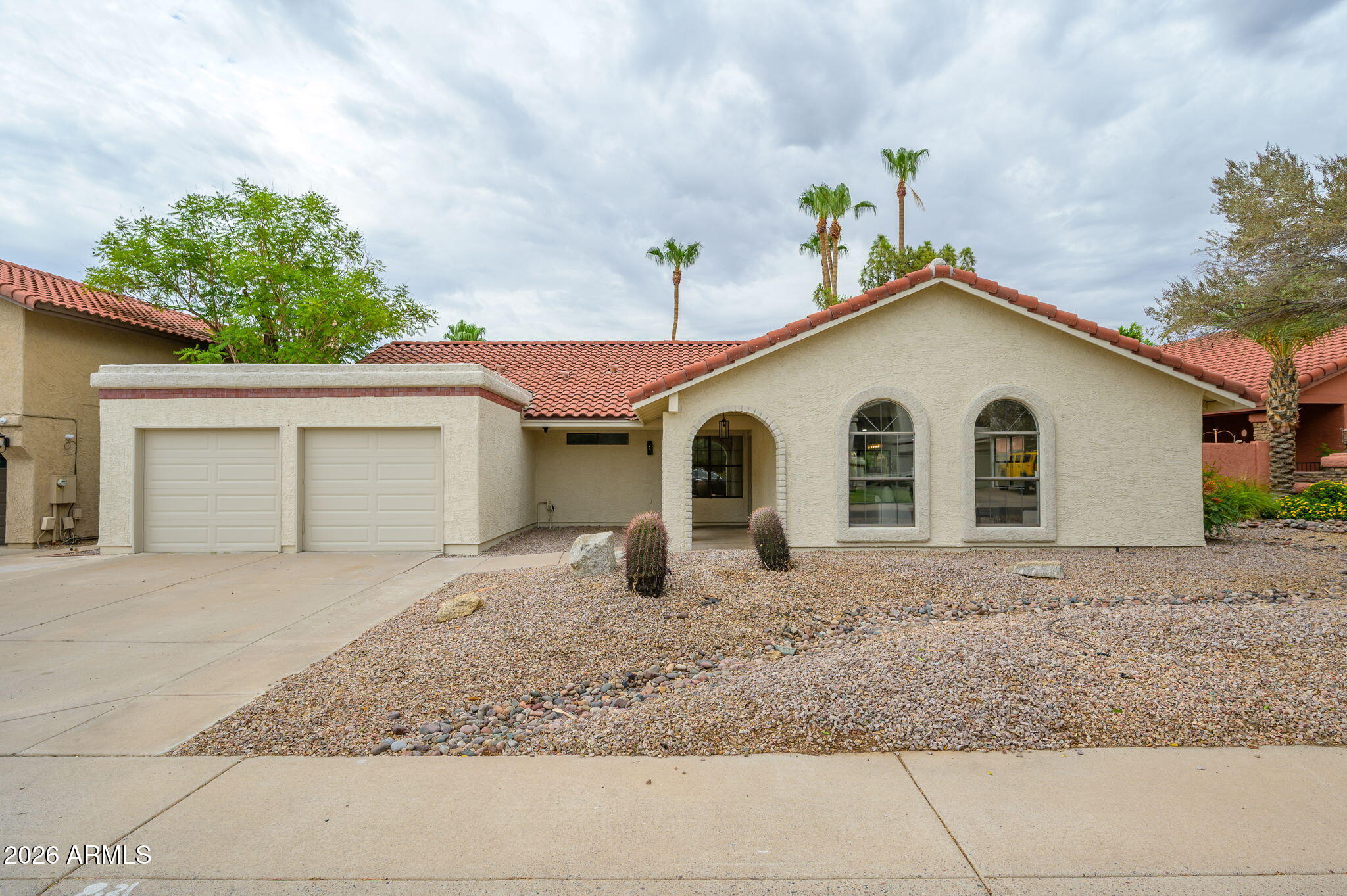 3907 E COCONINO Street