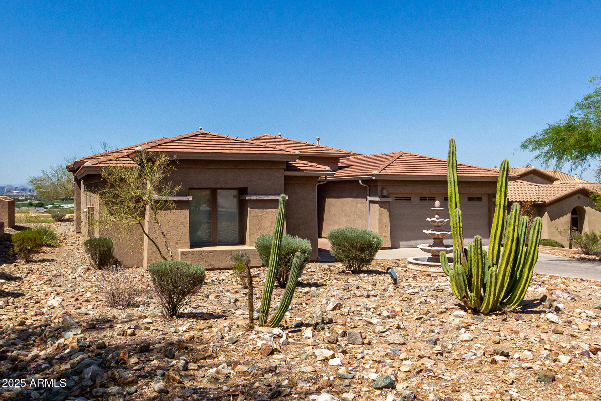 1706 W WESTERN STAR Boulevard