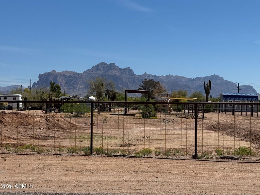 Photo of 1922 N Desert View Drive #-, Apache Junction, AZ 85120 (MLS # 7028540)