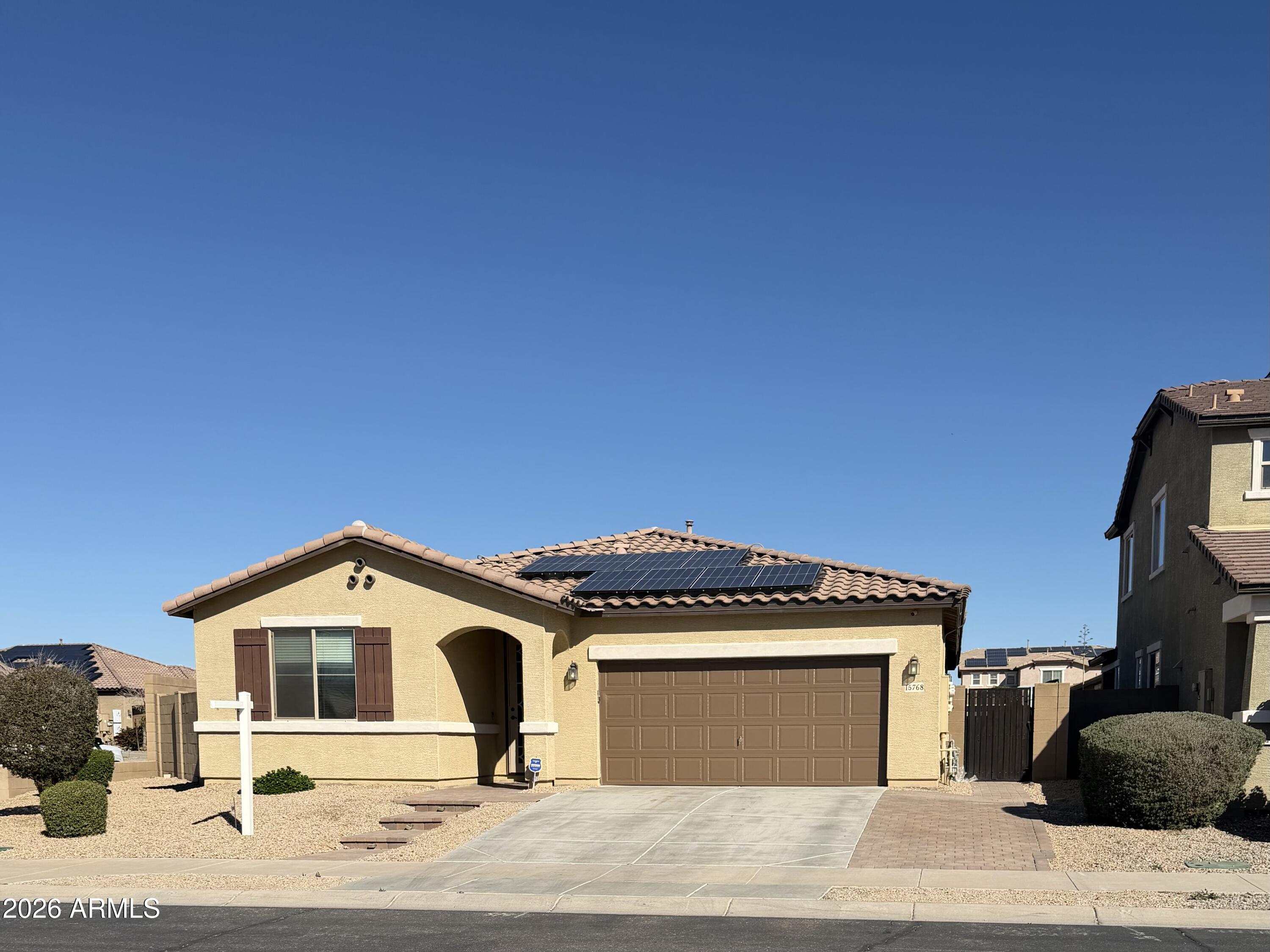 15768 W PIERCE Street