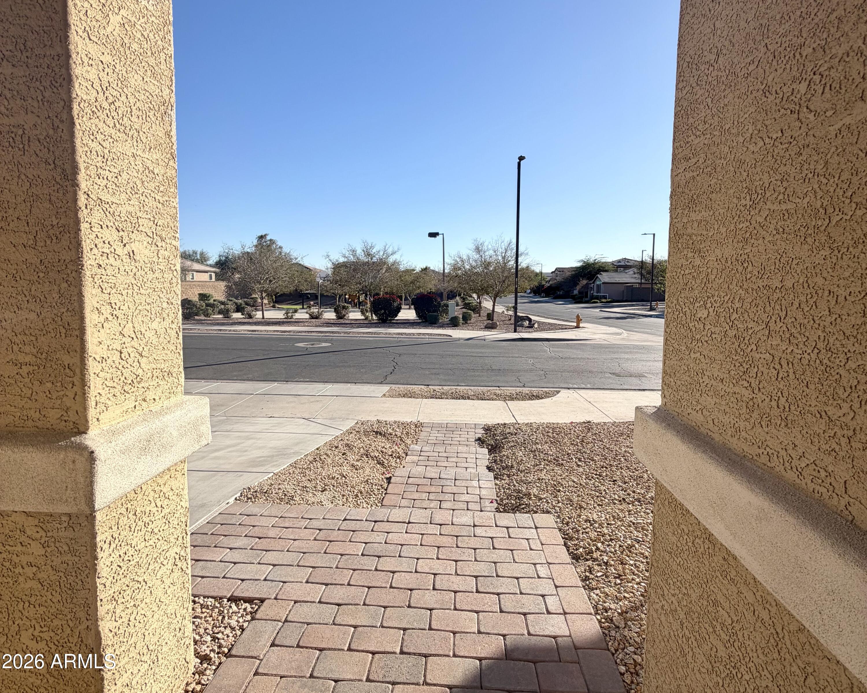 15768 W PIERCE Street