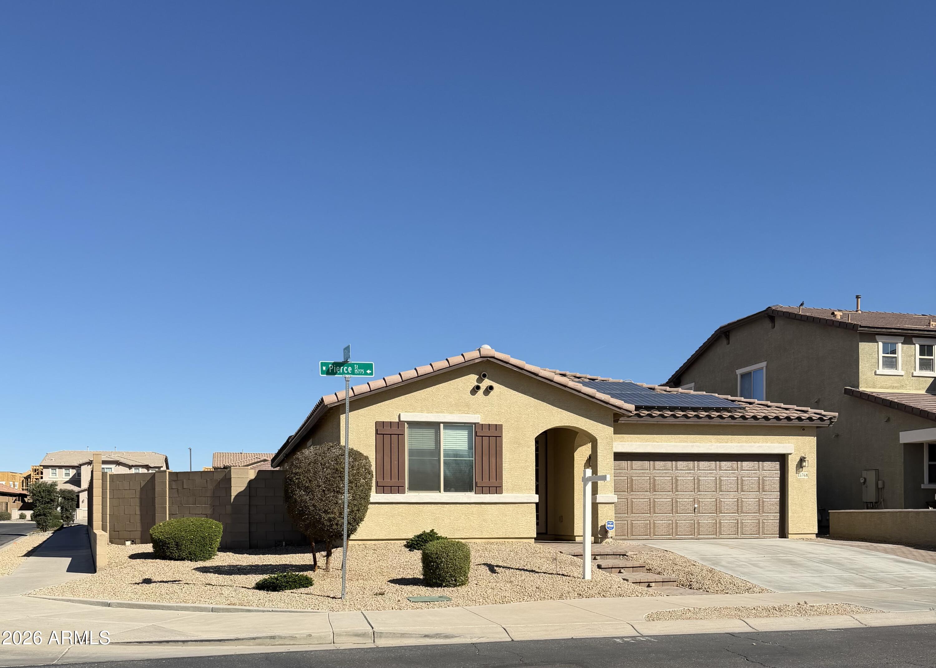 15768 W PIERCE Street