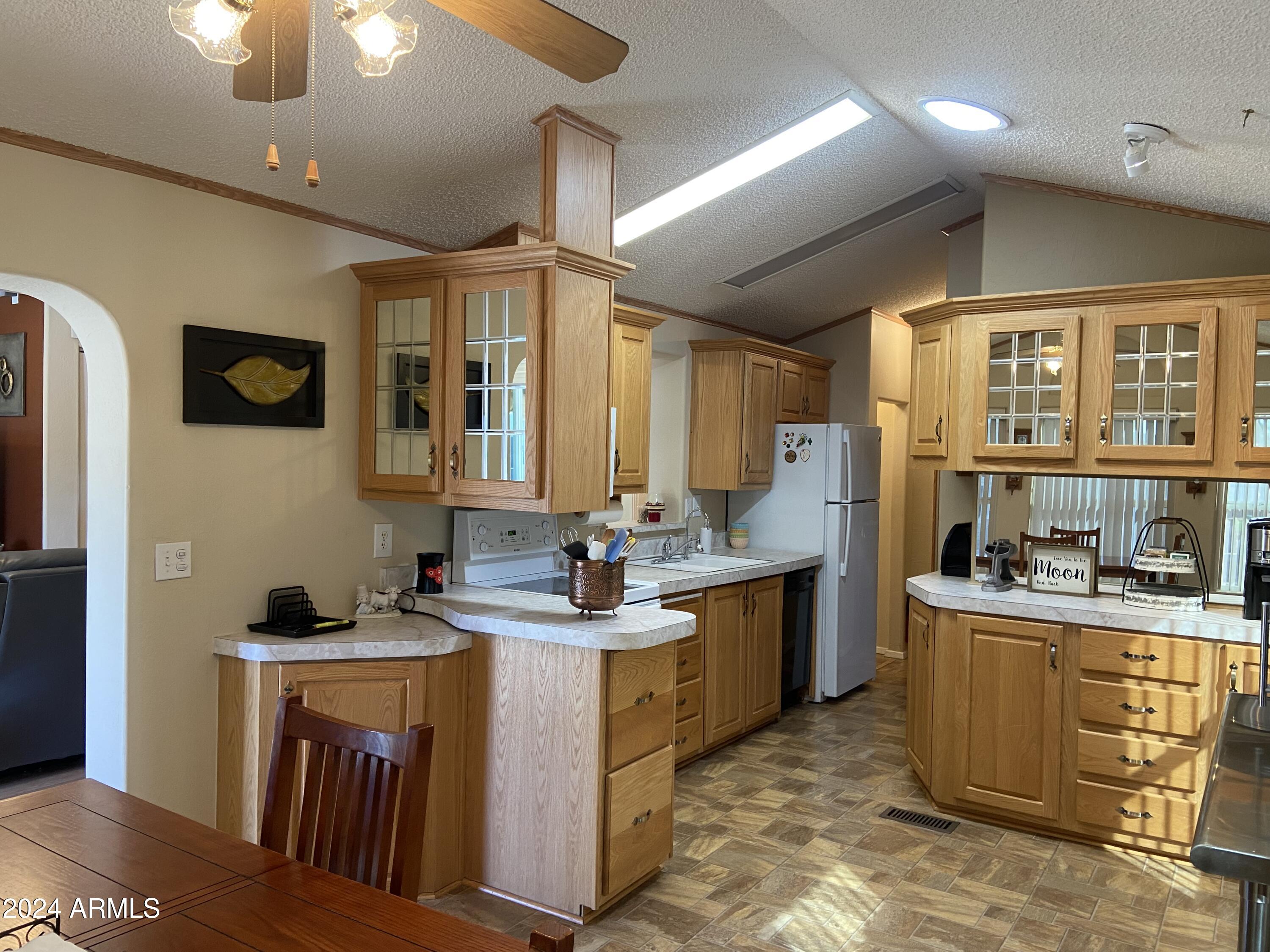 ROADHAVEN RESORT OF APACHE JUNCTION - PHASE 2 - Residential