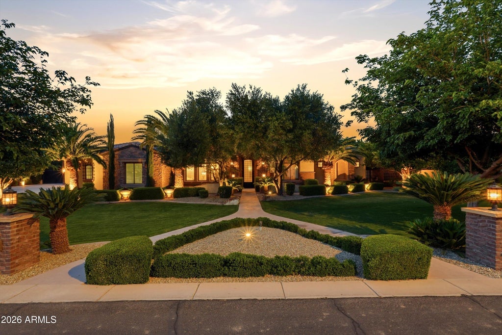 Photo of 2286 E Plum Street, Gilbert, AZ 85298 (MLS # 7087273)