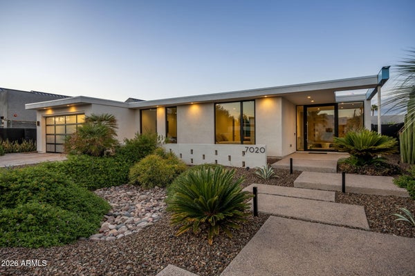 7020 E PASADENA AVE, PARADISE VALLEY, AZ 85253 - Image ebf4ff7f8e56df50a0ef382cb2c6f0d7/122445600