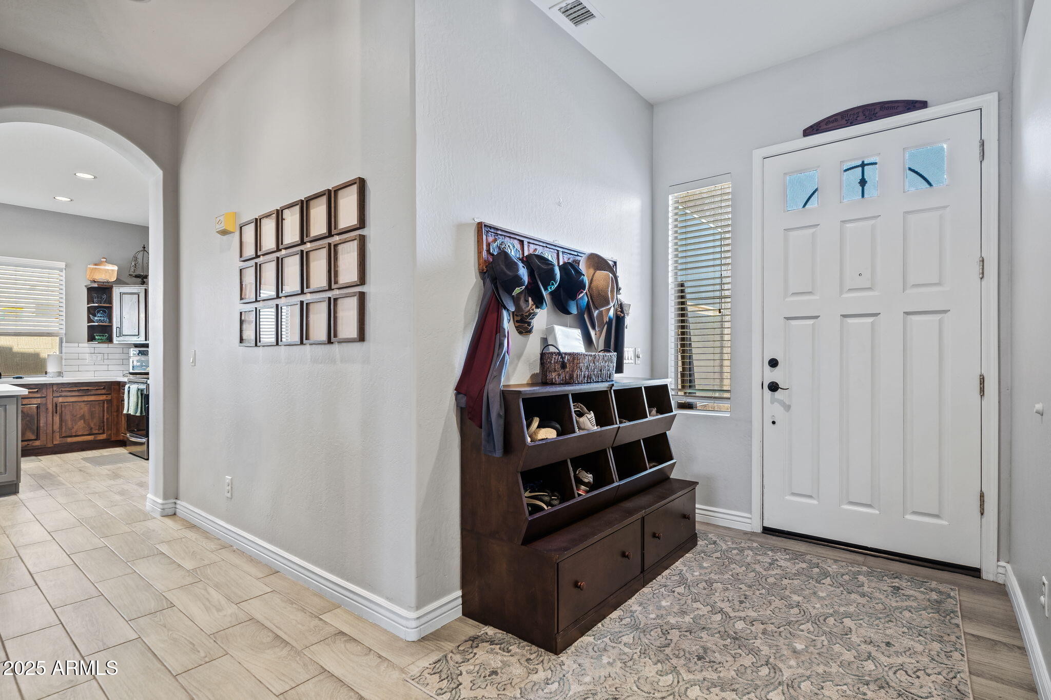 1439 W WINDSONG Drive