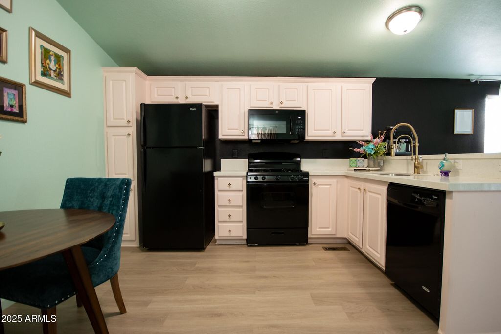 Photo of 1650 S Arizona Avenue #283, Chandler, AZ 85286 (MLS # 6916803)