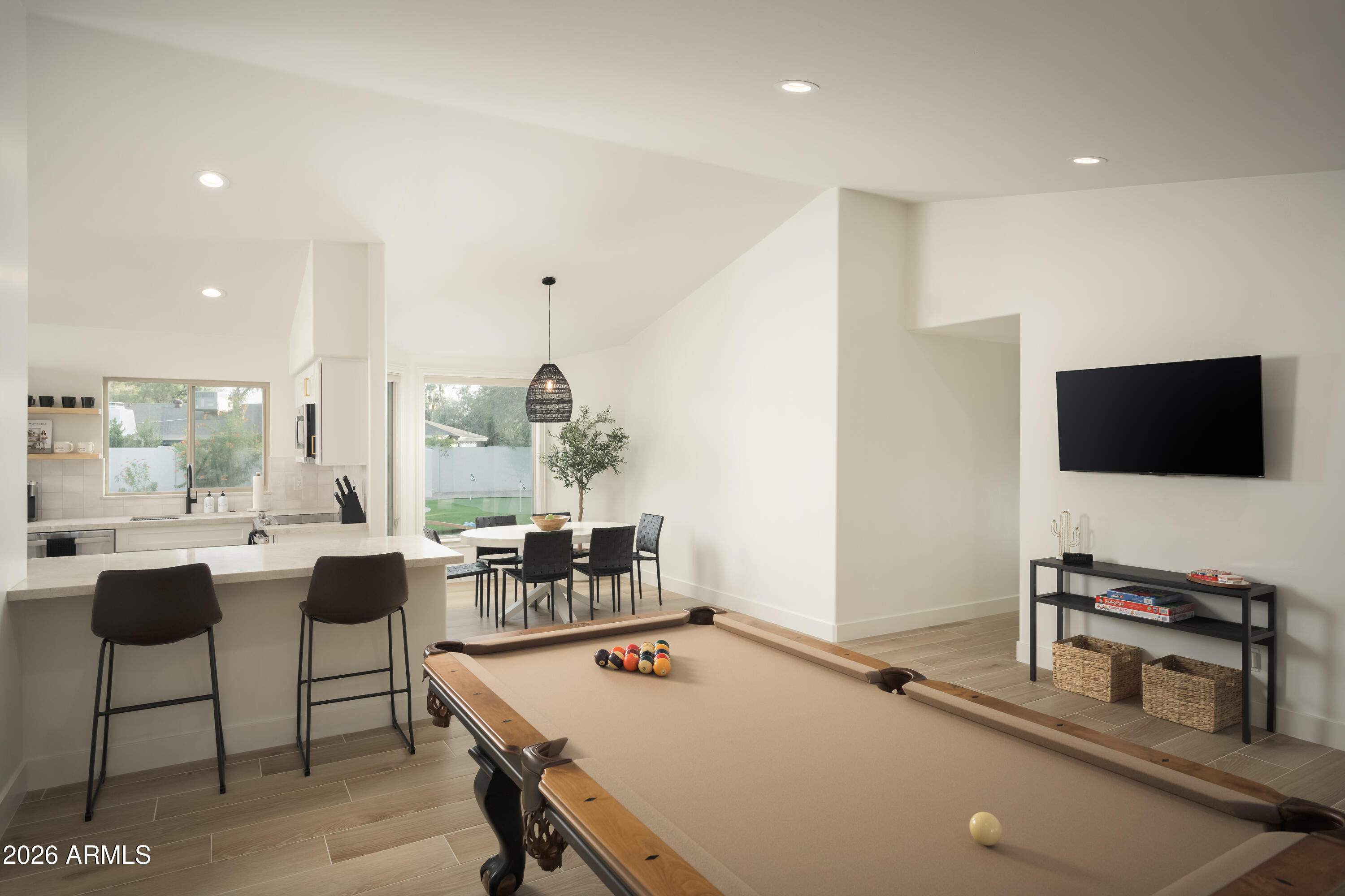 4717 E LE MARCHE Avenue