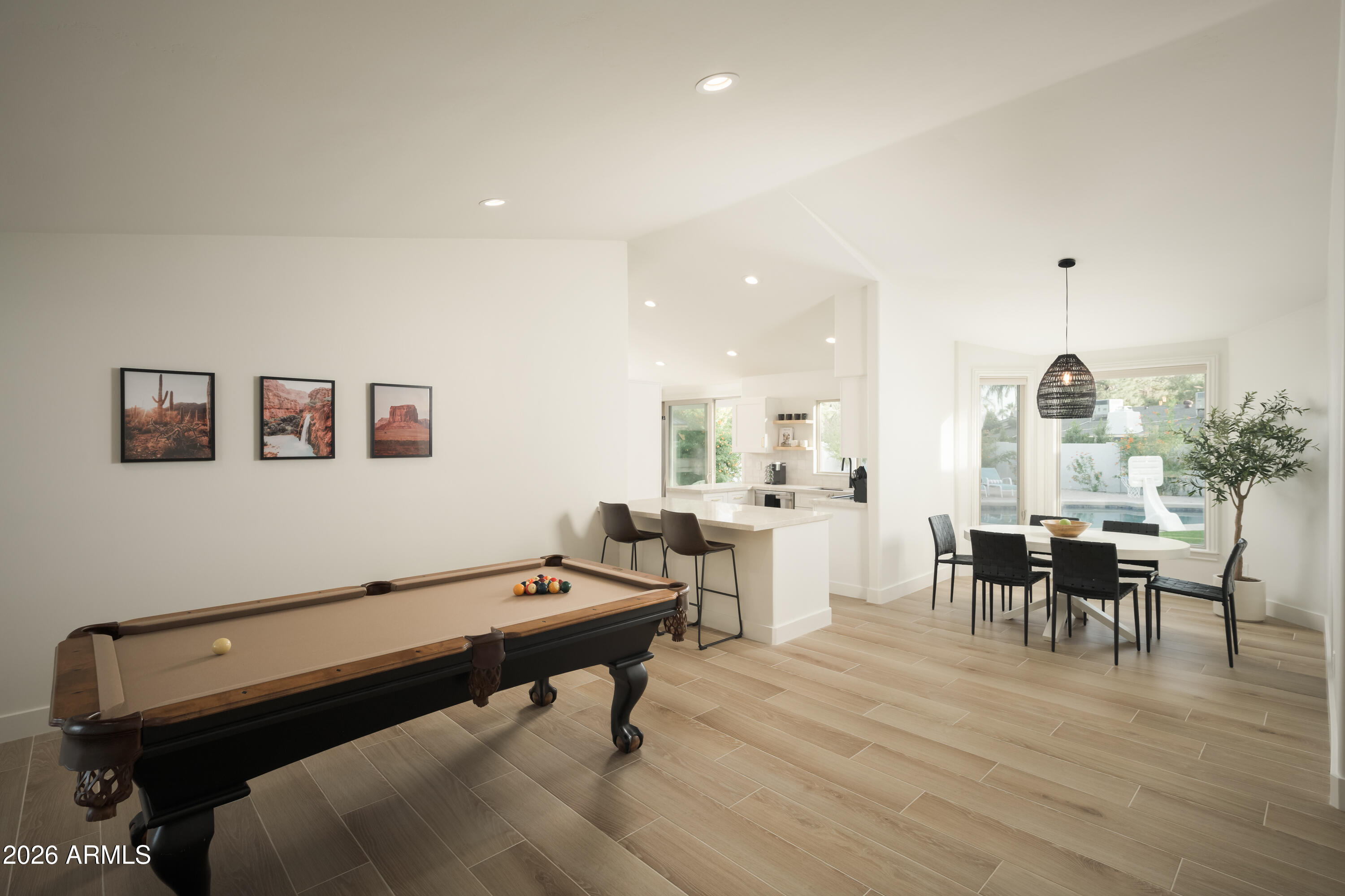 4717 E LE MARCHE Avenue