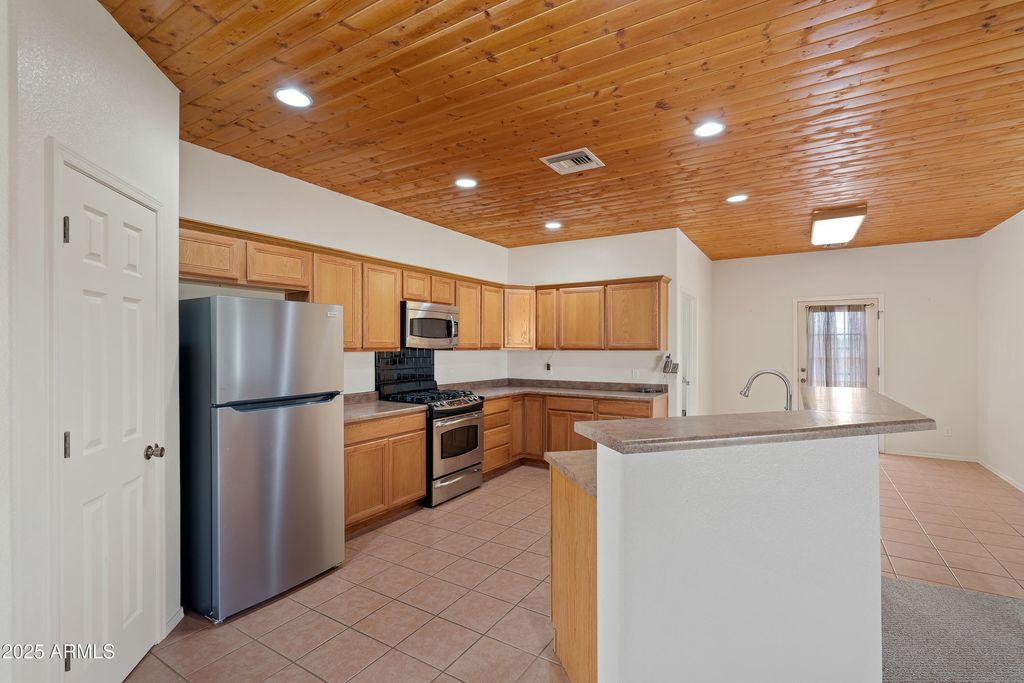 Photo of 5053 S San Fernando Avenue, Sierra Vista, AZ 85650 (MLS # 6935323)