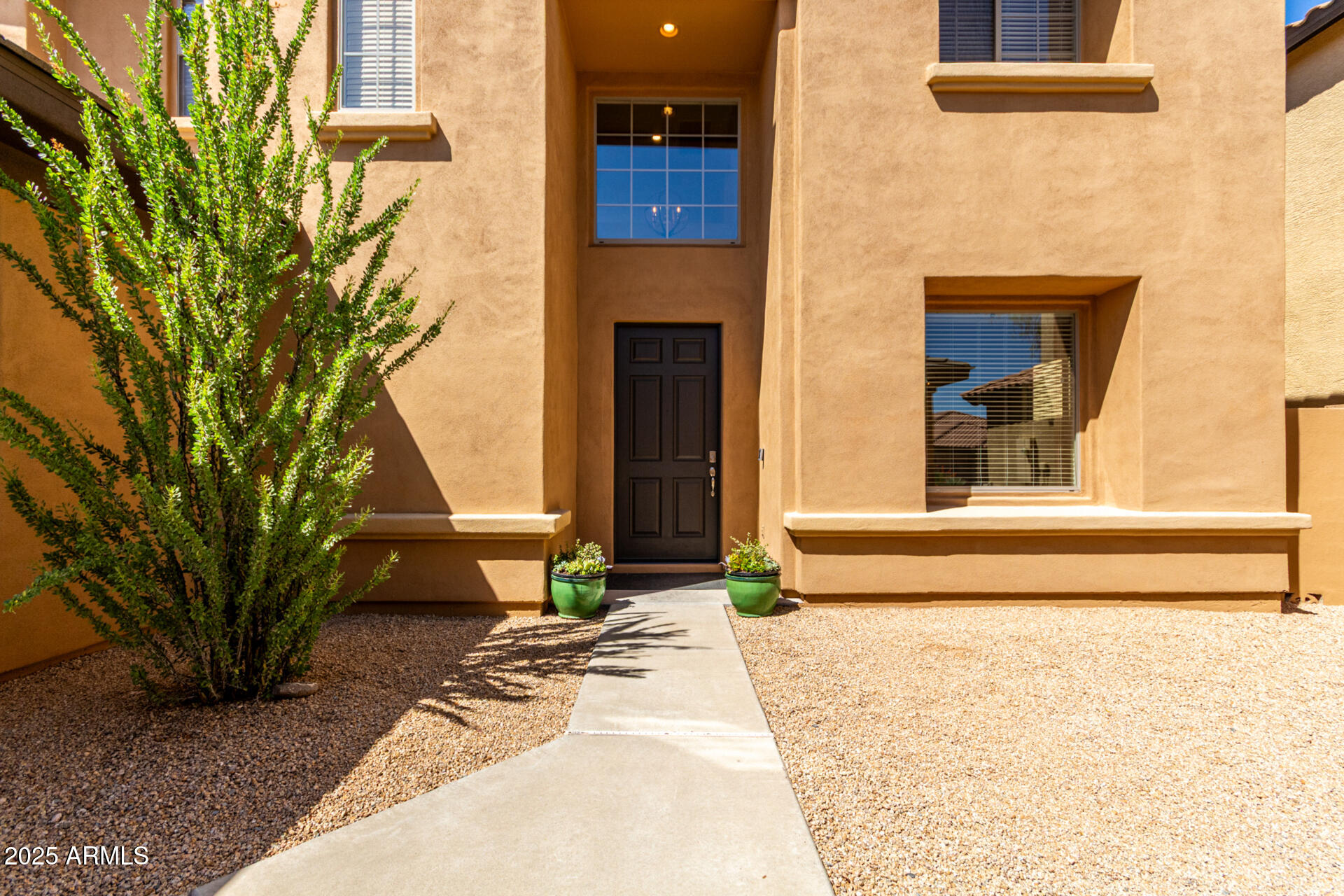 2030 W WHISPER ROCK Trail