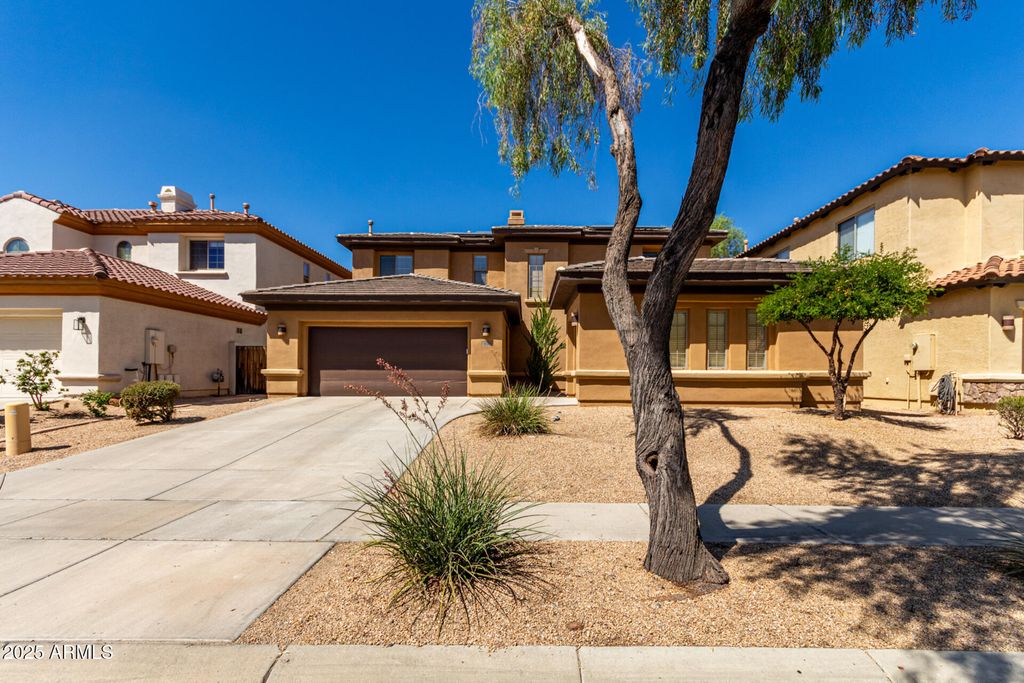 Photo of 2030 W Whisper Rock Trail, Phoenix, AZ 85085 (MLS # 7024567)