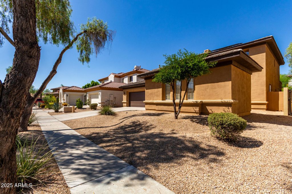 Photo of 2030 W Whisper Rock Trail, Phoenix, AZ 85085 (MLS # 7024567)