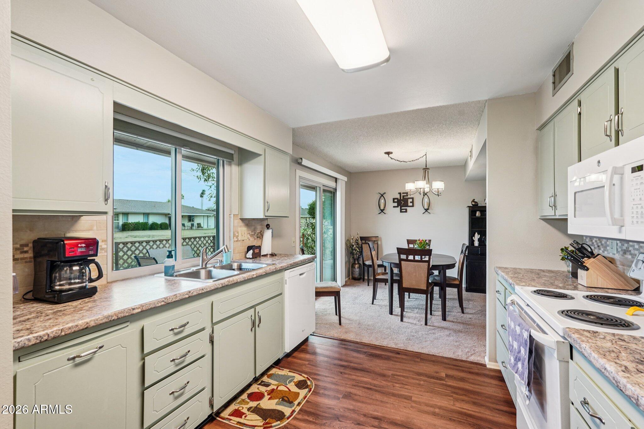 9912 W SANDSTONE Drive