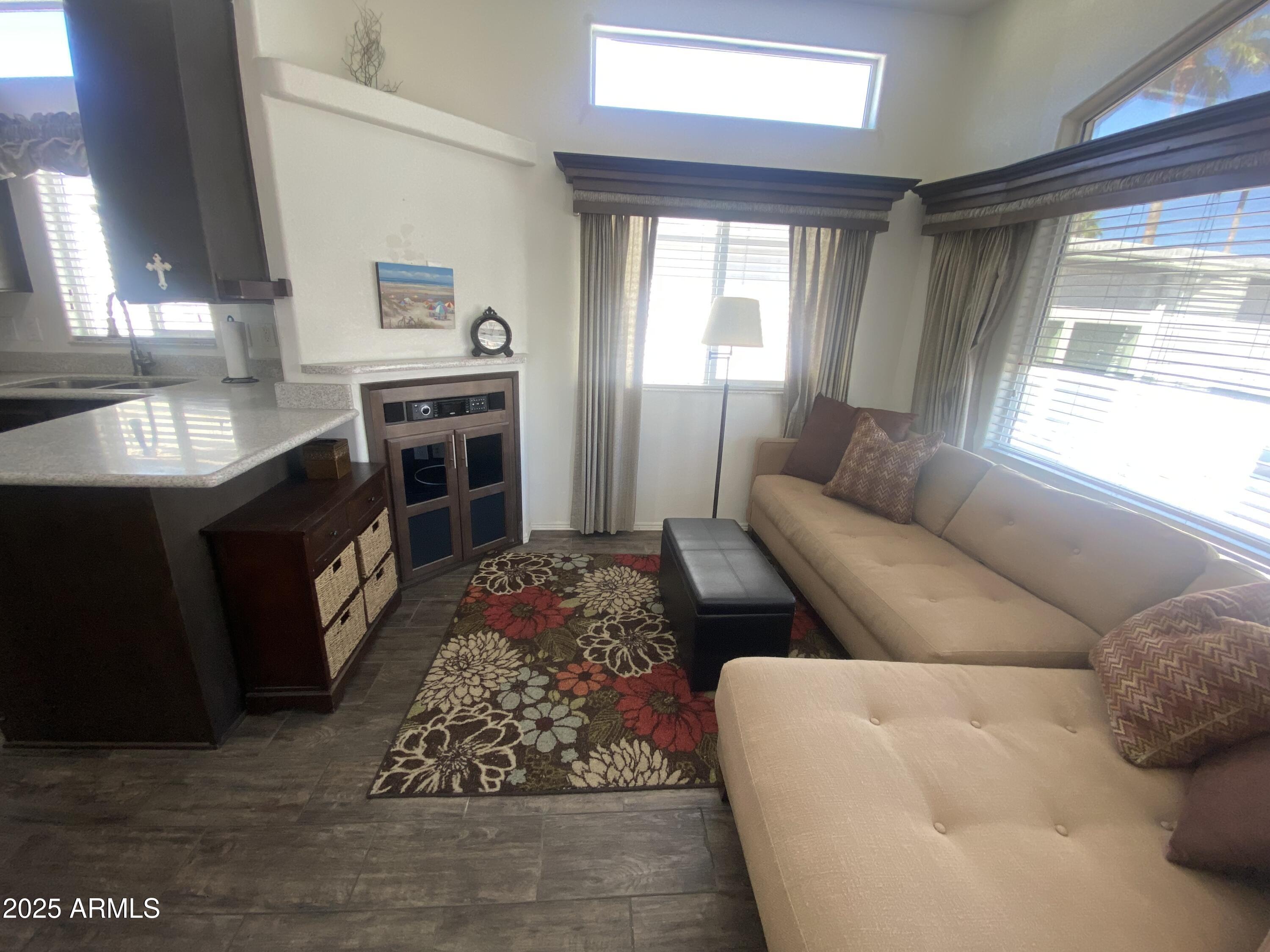 2269 S SEMINOLE Drive