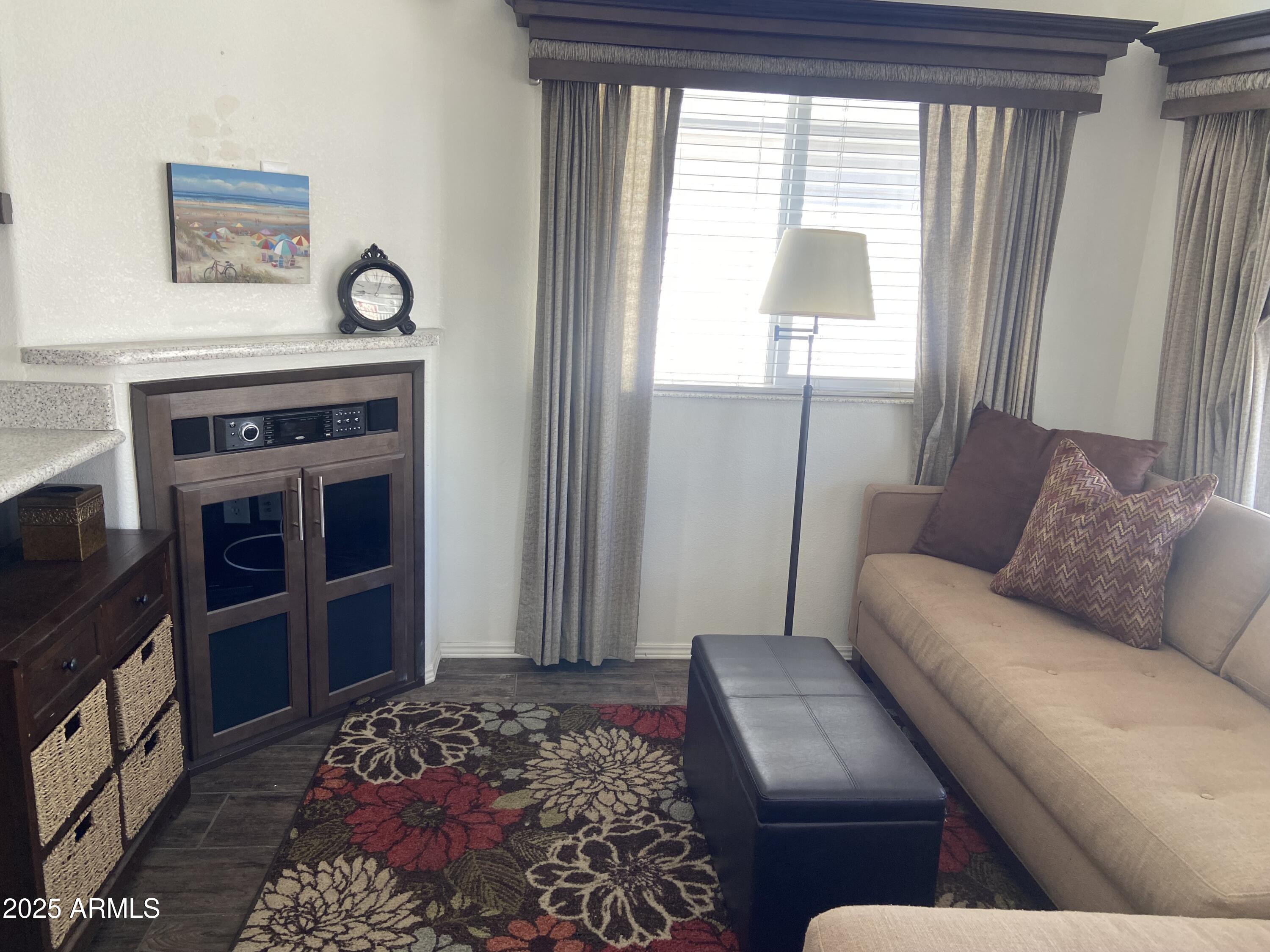 2269 S SEMINOLE Drive