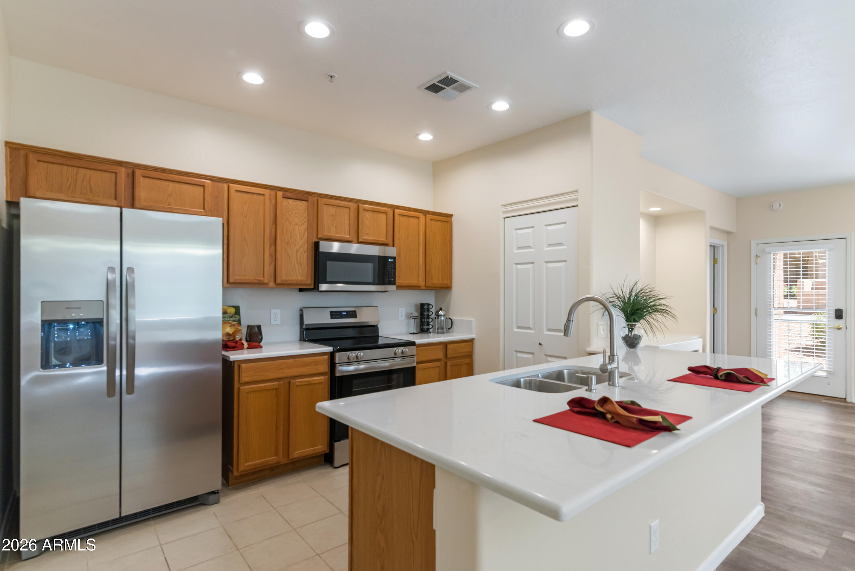 11500 E COCHISE Drive 1021
