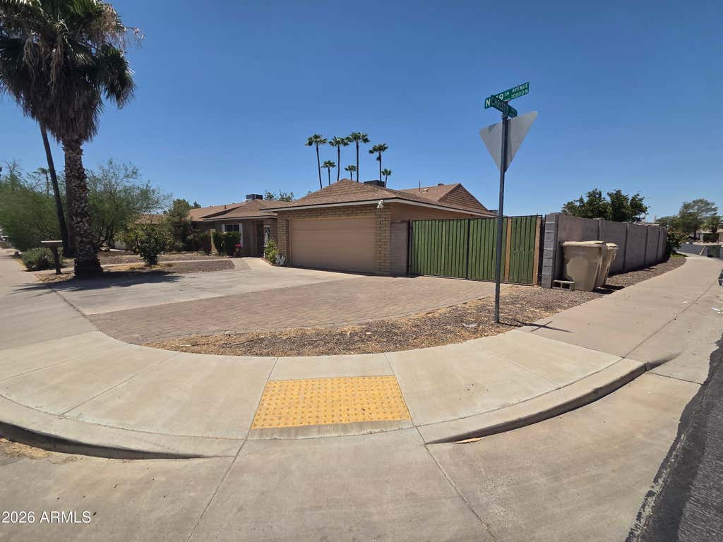 Photo of 10650 N 49th Avenue, Glendale, AZ 85304 (MLS # 7051472)