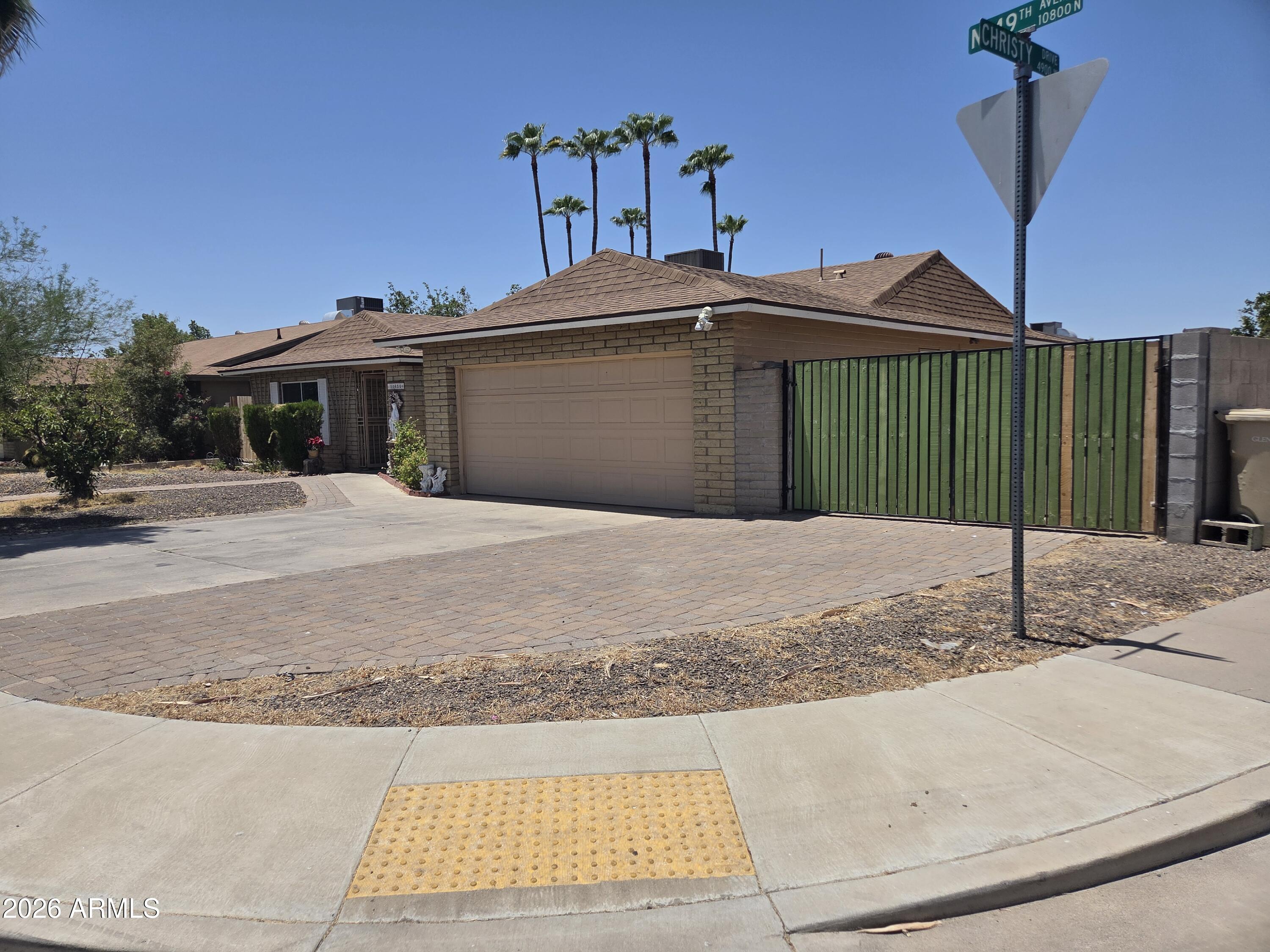 10650 N 49TH Avenue