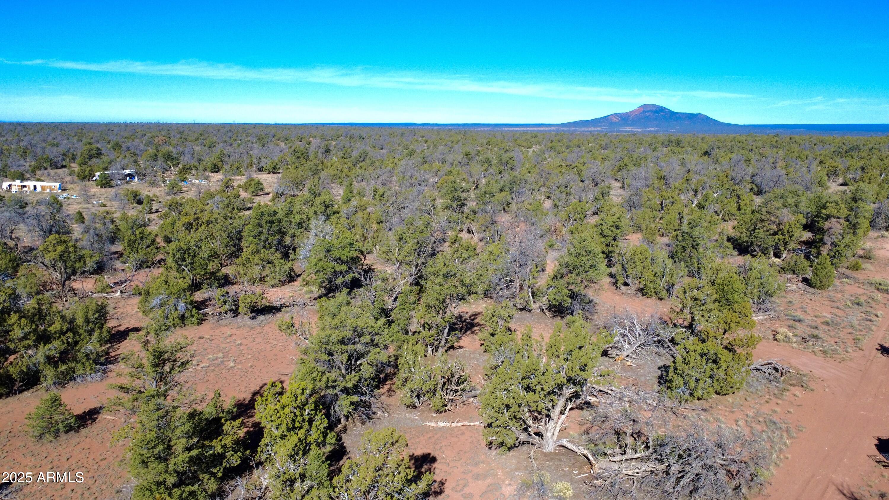 5690 N CUBBY BEAR Way 126